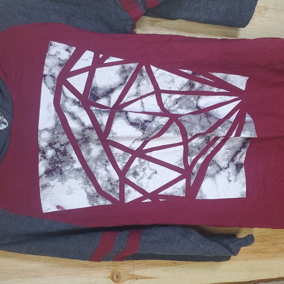 Take That Hooded T-shirt Size M NWOT - Picture 3 of 4